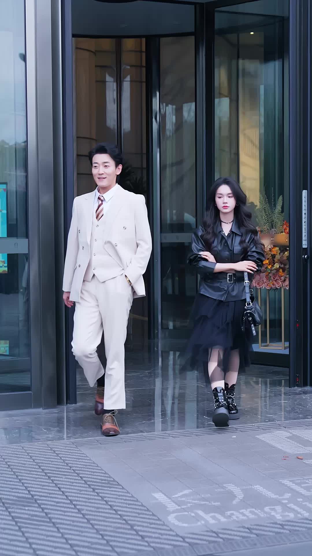 Tập 35 - Nam Thành Chờ Trăng Về